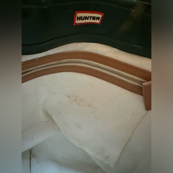 Hunter Green XL Rubber Tote Bag - Picture 4 of 4